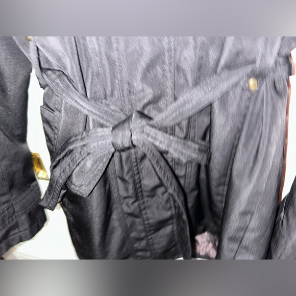 Dana Buchman lightweight black trench coat with hood - Picture 4 of 16